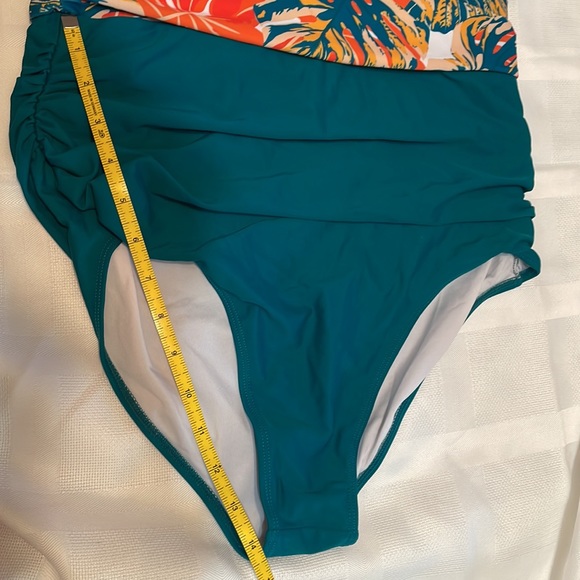 NWT Binlowis Sz L 1 Piece Halter Bathing Suit Teal / Orange / White Design - Picture 9 of 13